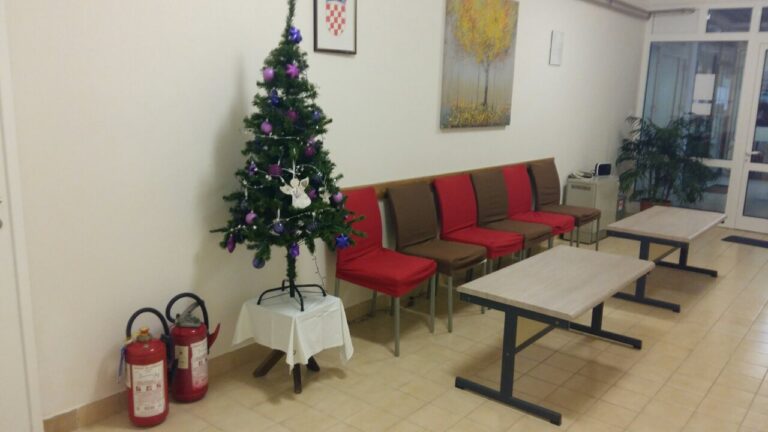 image-0-02-05-8da57189e6e745ed40cba0c0ed2a90c16a5e91a8b9f82d3c27260a2b018dacc8-V